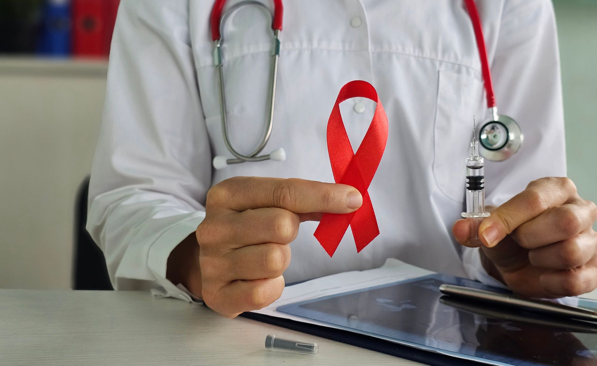 股价一度大涨20%！前沿生物达成约10亿美元BD交易，上市以来累计亏损或超16亿