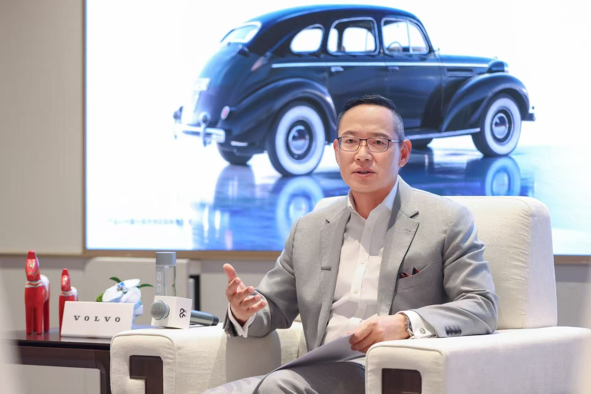 （沃尔沃汽车集团全球高级副总裁	、沃尔沃汽车亚太区总裁兼CEO袁小林）